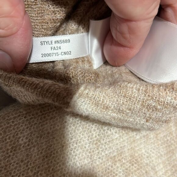 Madewell  ns689 Alpaca-Blend Deep V-Neck Sweater NWOT size small - Picture 9 of 9